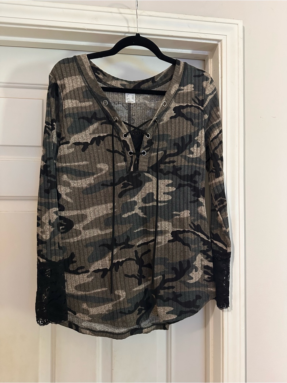 VENUS Camo Lace-Up Long Sleeve Top in Olive and Black